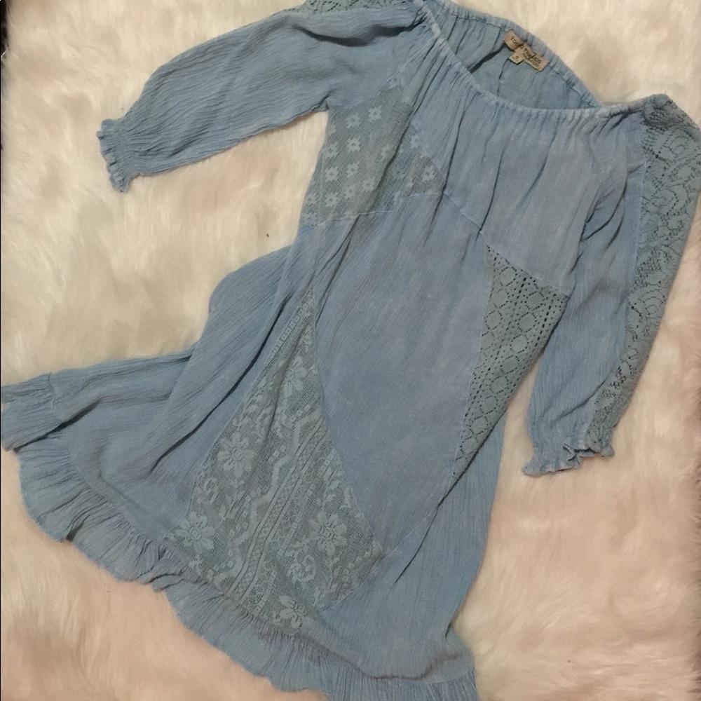 Sold. Cute dress wide neck boho lace tunic top - Picture 8 of 8